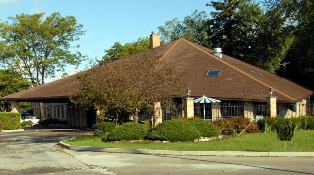 Americinn And Suites By Wyndham Delafield-Waukesha-Milwaukee Экстерьер фото